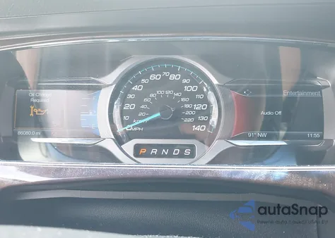 2015 Ford Taurus Limited z USA, uszkodzony, nr VIN 1FAHP2F88FG199571